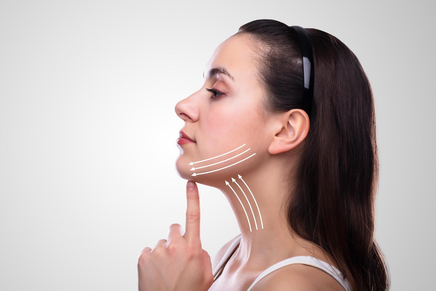 Jawline and chin contouring consultation with Dr. Haitham Al-Gzlan